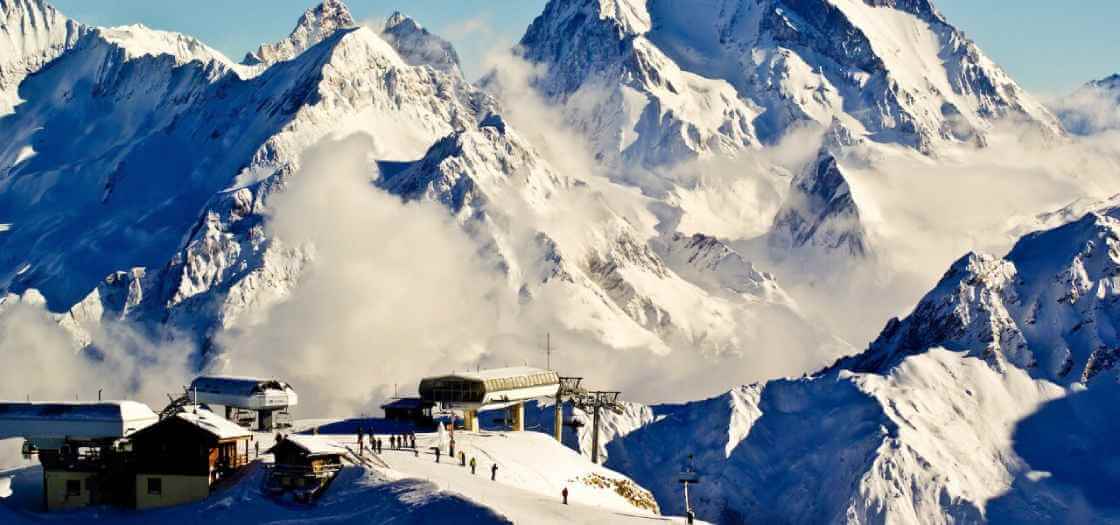 Courcheval mountain range